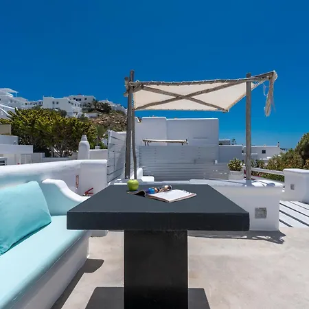 Flaskos Luxury Suites Agios Stefanos  Exterior photo