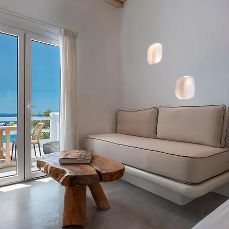 Flaskos Luxury Suites Agios Stefanos  Exterior photo