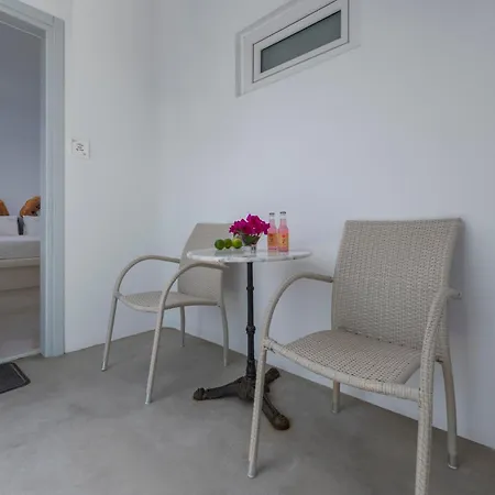 Flaskos Luxury Suites Agios Stefanos  Exterior photo