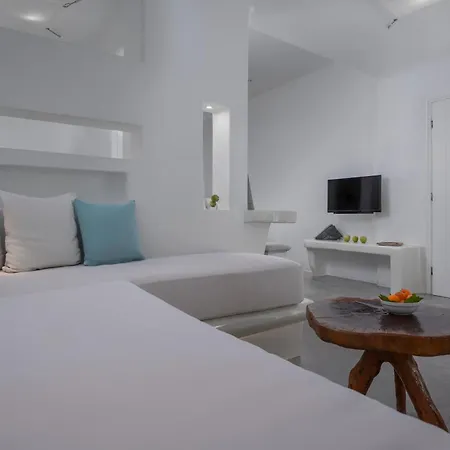 Flaskos Luxury Suites Agios Stefanos  Exterior photo