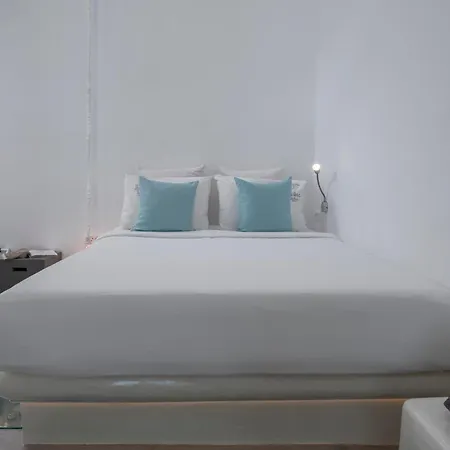 Flaskos Luxury Suites Agios Stefanos  Exterior photo