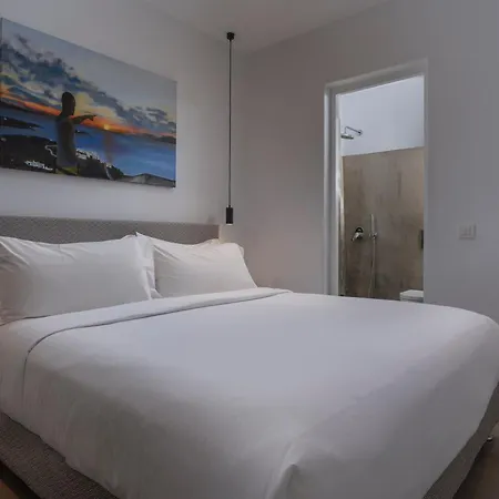 Flaskos Luxury Suites Agios Stefanos  Exterior photo