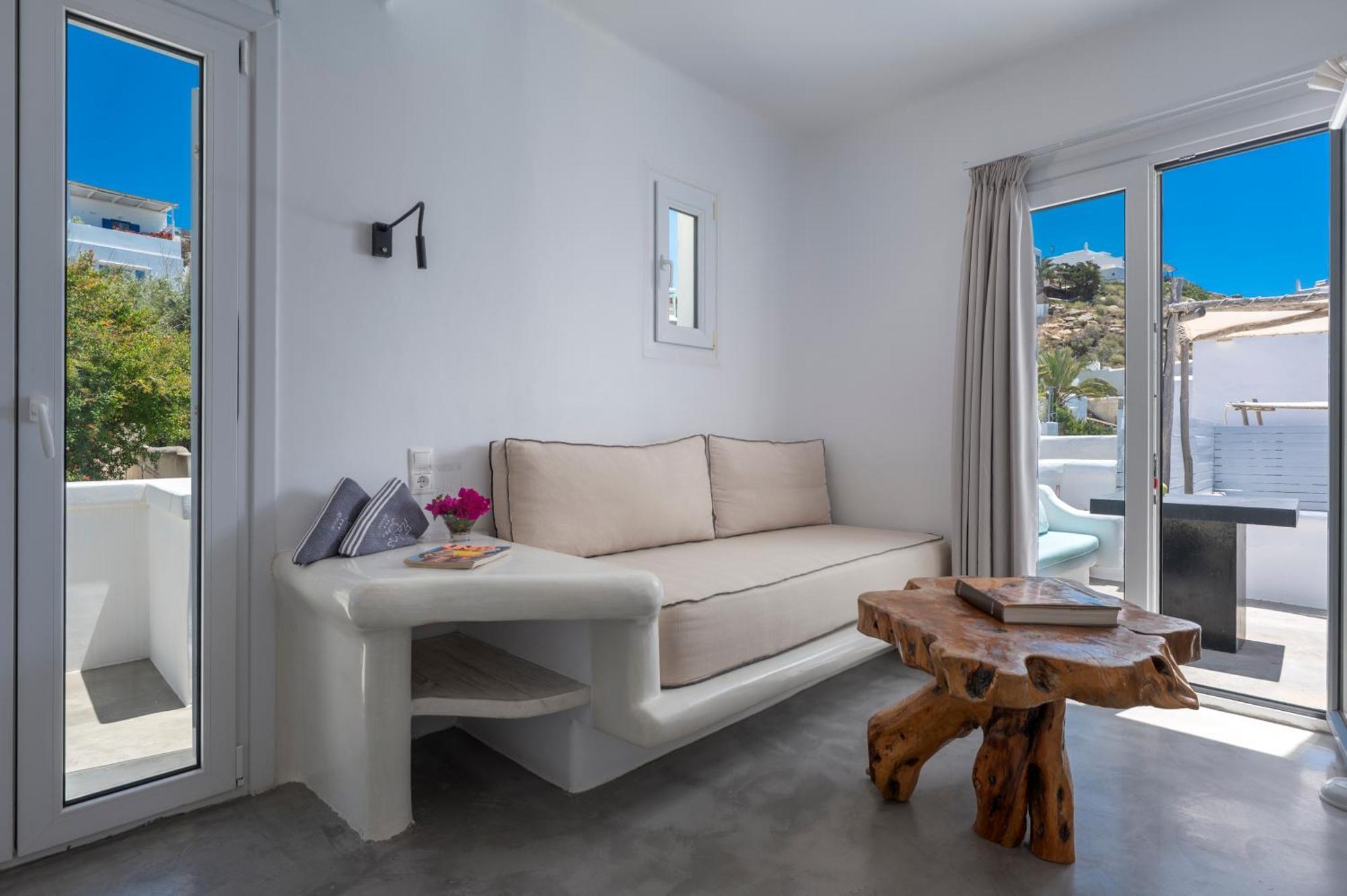 Appart hôtel Flaskos Luxury